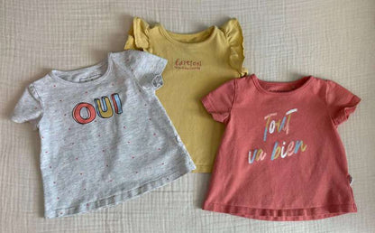 French Canadian (Souris Mini, Gagou Tagou,Trois Moutons ) Baby Girl 9 Months Clothing Bundle , Kids 9 Month (6-9M)