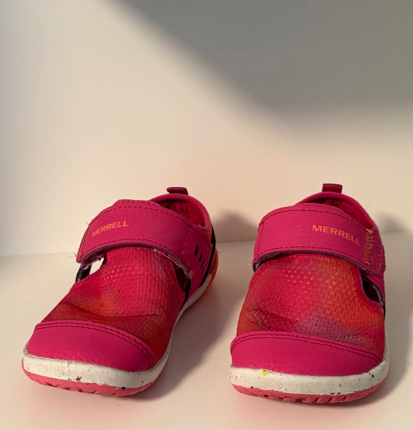 Merrell Bare Steps H20 Sneaker Toddler Girls Size 9 (Purchase Price: $65) , Shoes 9 (Toddler:2-4yr)