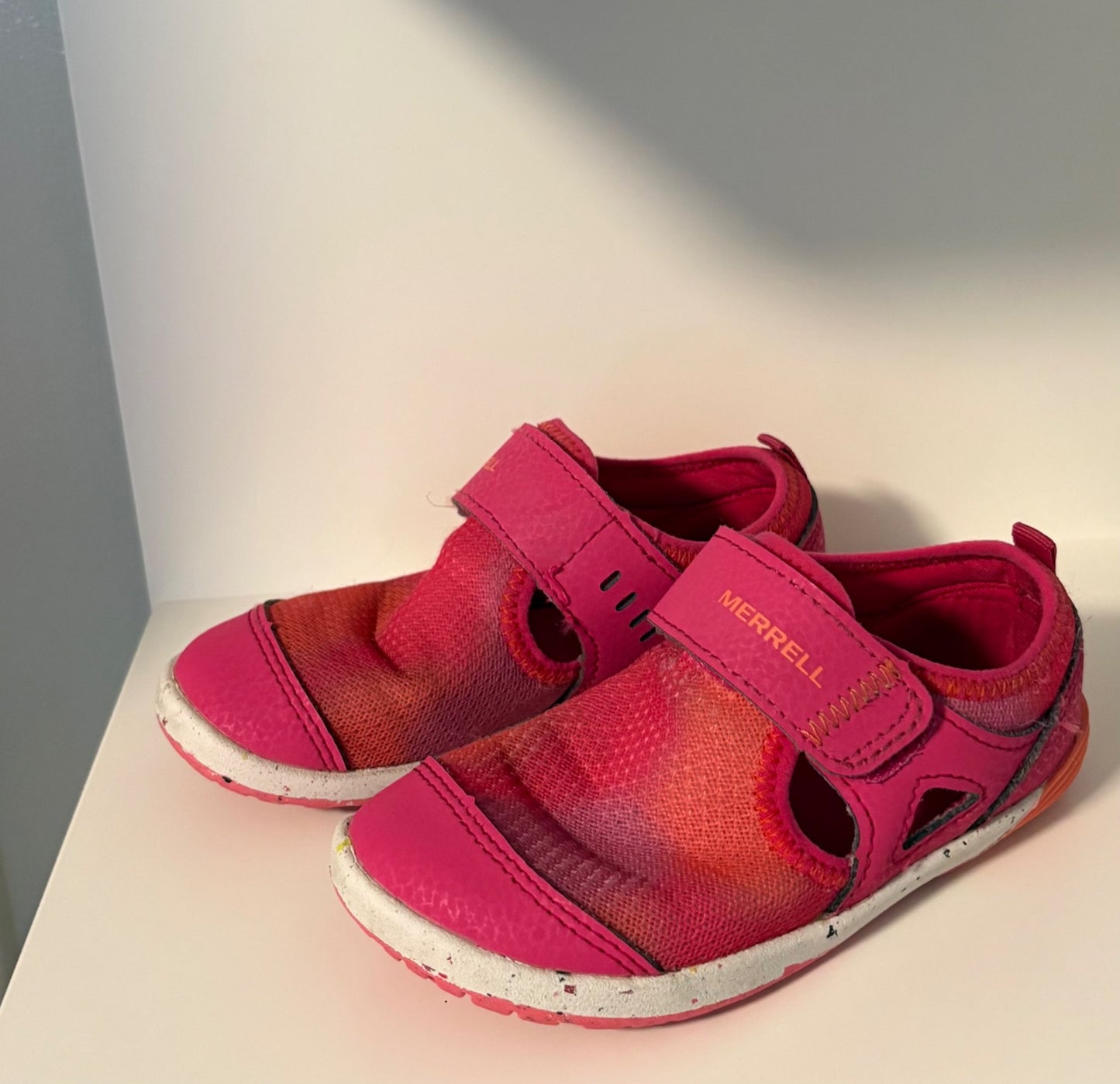 Merrell Bare Steps H20 Sneaker Toddler Girls Size 9 (Purchase Price: $65) , Shoes 9 (Toddler:2-4yr)