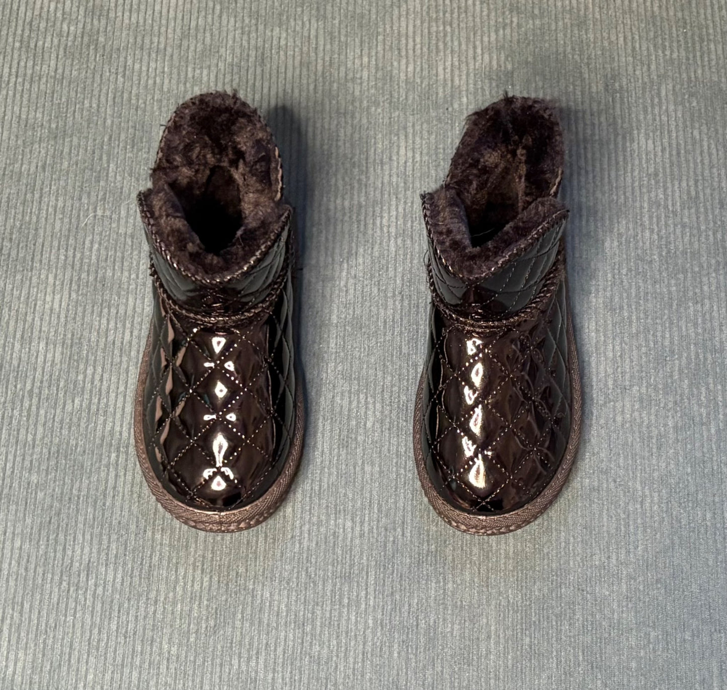 Size 28 (Size 11) Black Girls Faux Fur Lined Boots , Shoes 11 (Toddler:2-4yr)
