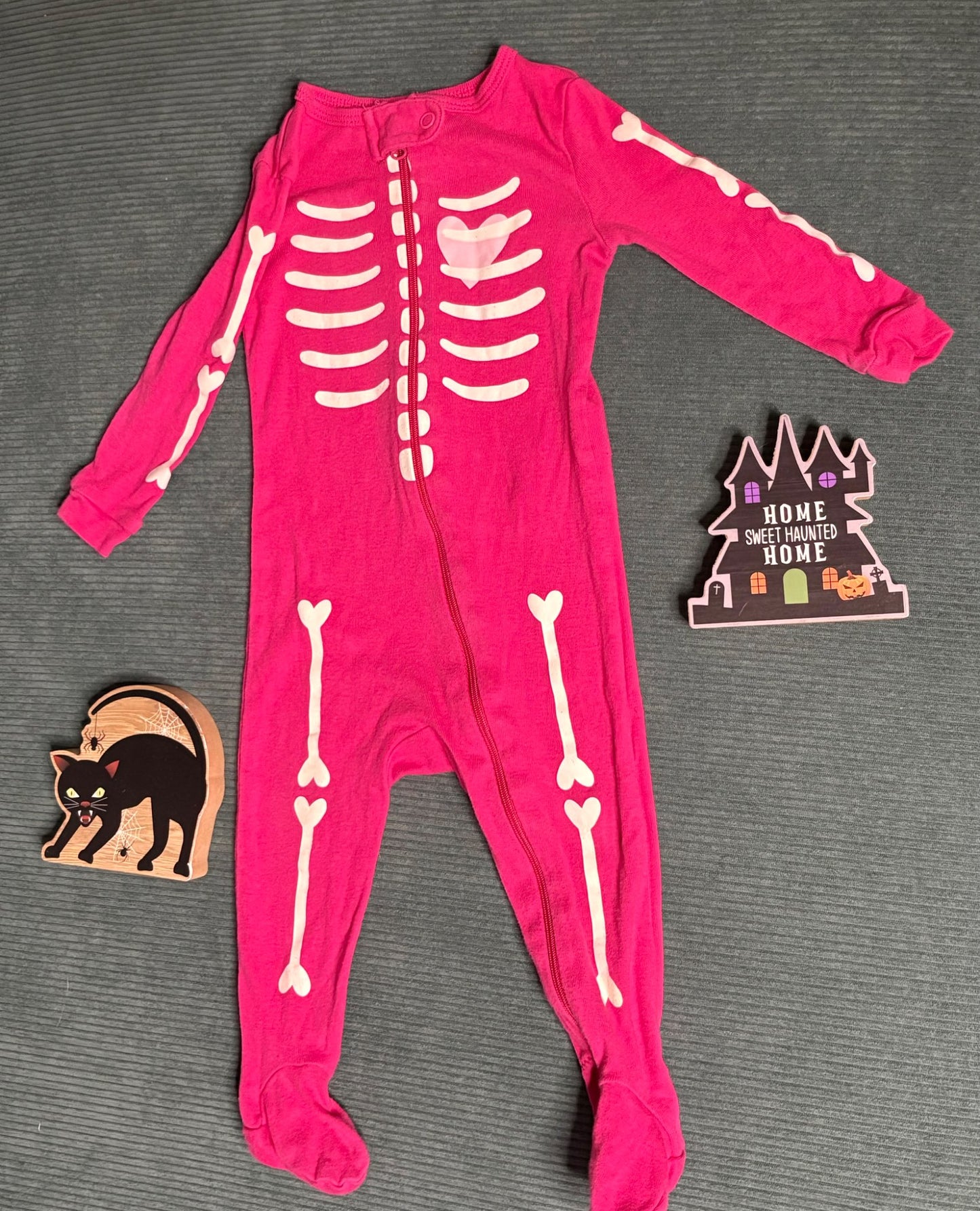 Joe Fresh 6-9 Months Baby Girl Long Sleeved Skeleton Onesie , Kids 9 Month (6-9M)