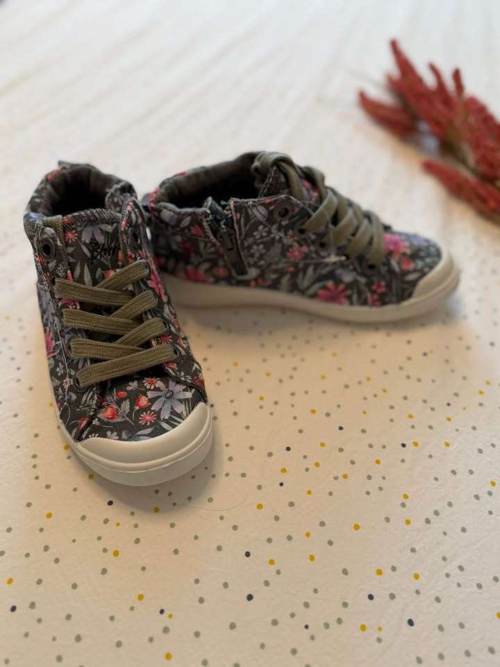 Blowfish Malibu Kids Size 11 Girls Shoes (BRAND NEW), Shoes 11 (Toddler:2-4yr)