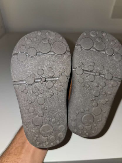 Carter's Baby First Walker Shoe - RETAIL:40$ , Shoes 5 (Walkers:12-24 mth)