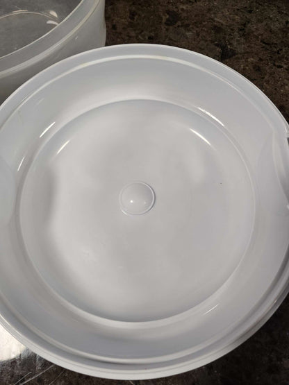 Philips AVENT Microwave Steam Sterilizer for Baby Bottles, Pacifiers, Cups and More - RETAIL: 45$