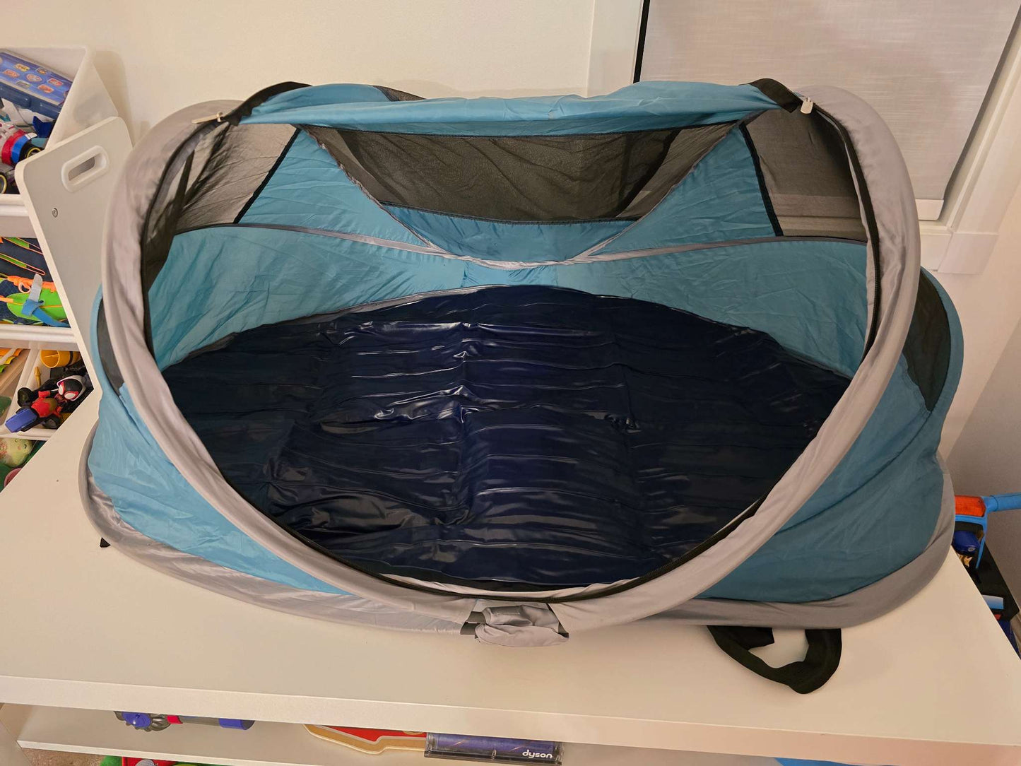 KidCo PeaPod Portable Travel Bed RETAIL $150