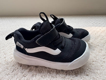 Vans - black and white Velcro runners, size 5, retail $55, Shoes 5 (Walkers:12-24 mth)