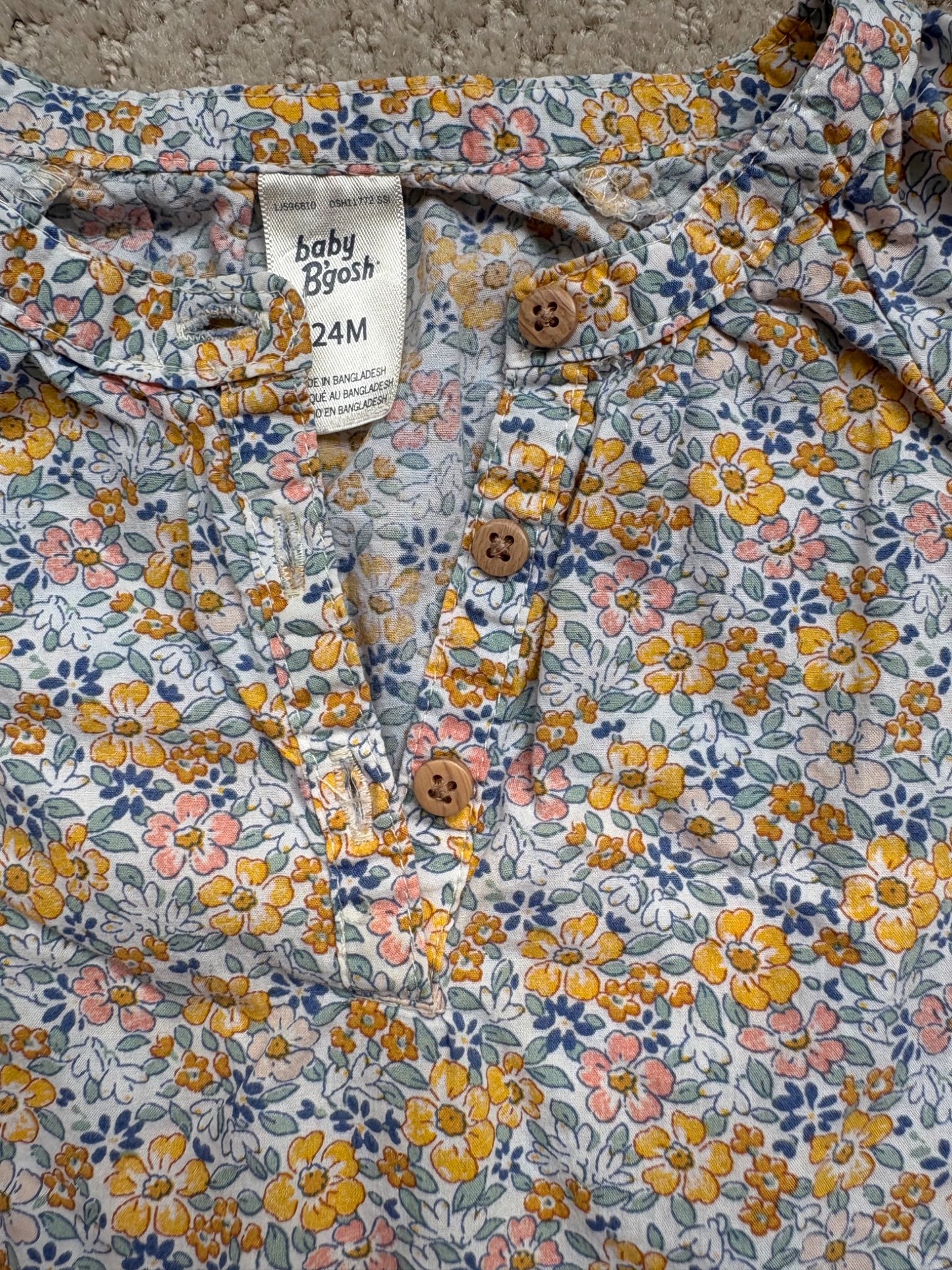 Baby bgosh- floral long sleeve bodysuit, size 24m, Kids 24 Month (18-24M)