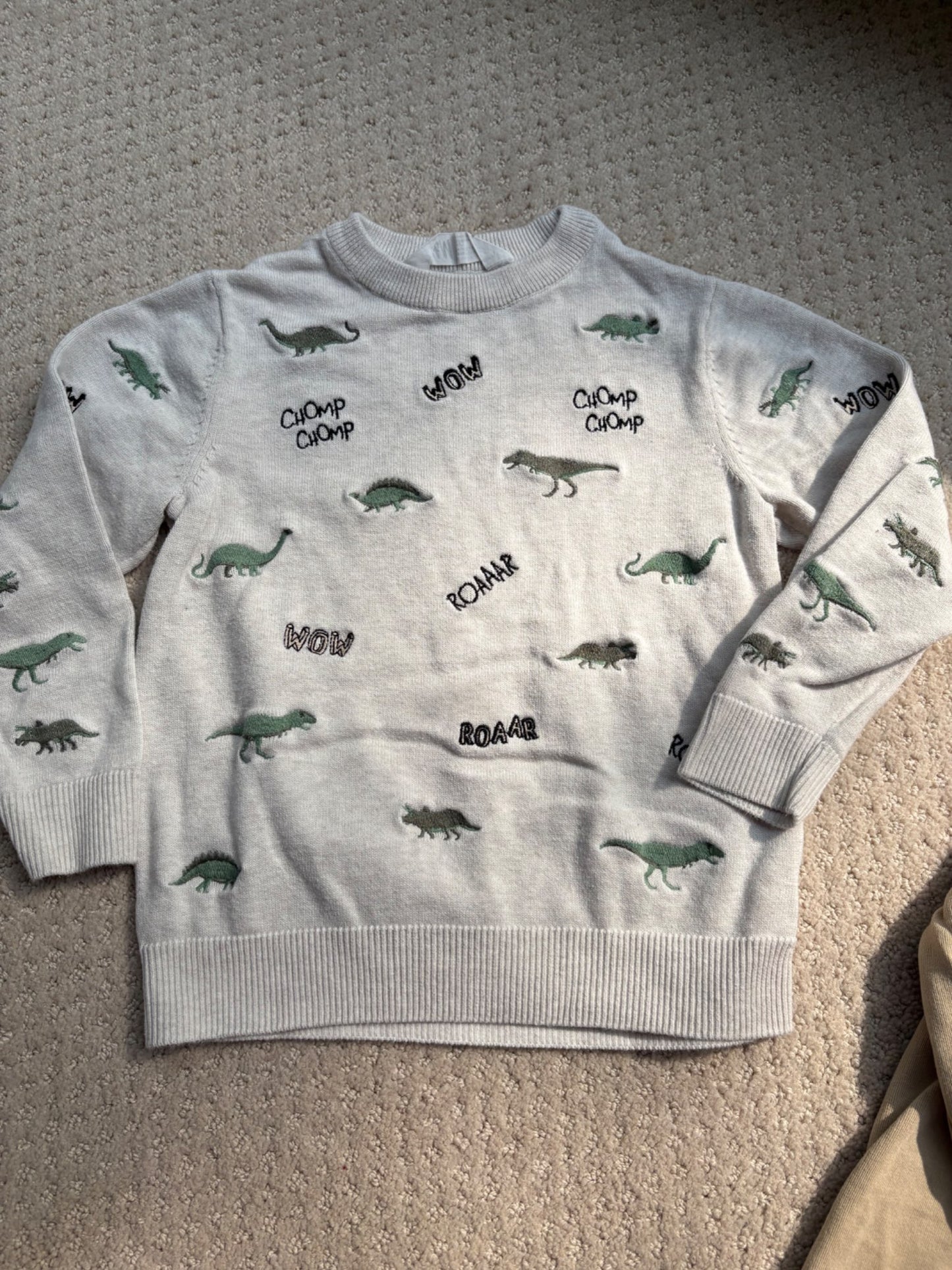 Bundle - beige sweaters/tops, size 4, Kids 4/4T