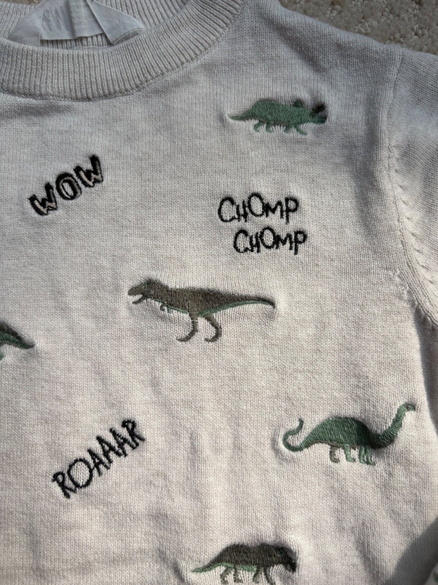 Bundle - beige sweaters/tops, size 4, Kids 4/4T
