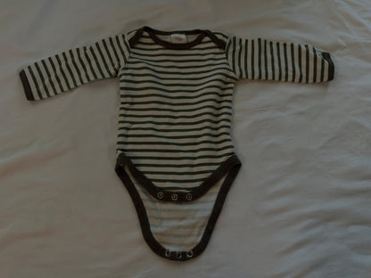 Chick pea 2 piece outfit, Kids 9 Month (6-9M)