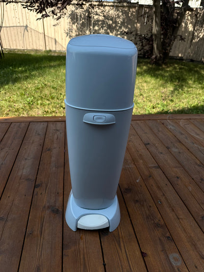 Light blue diaper genie complete