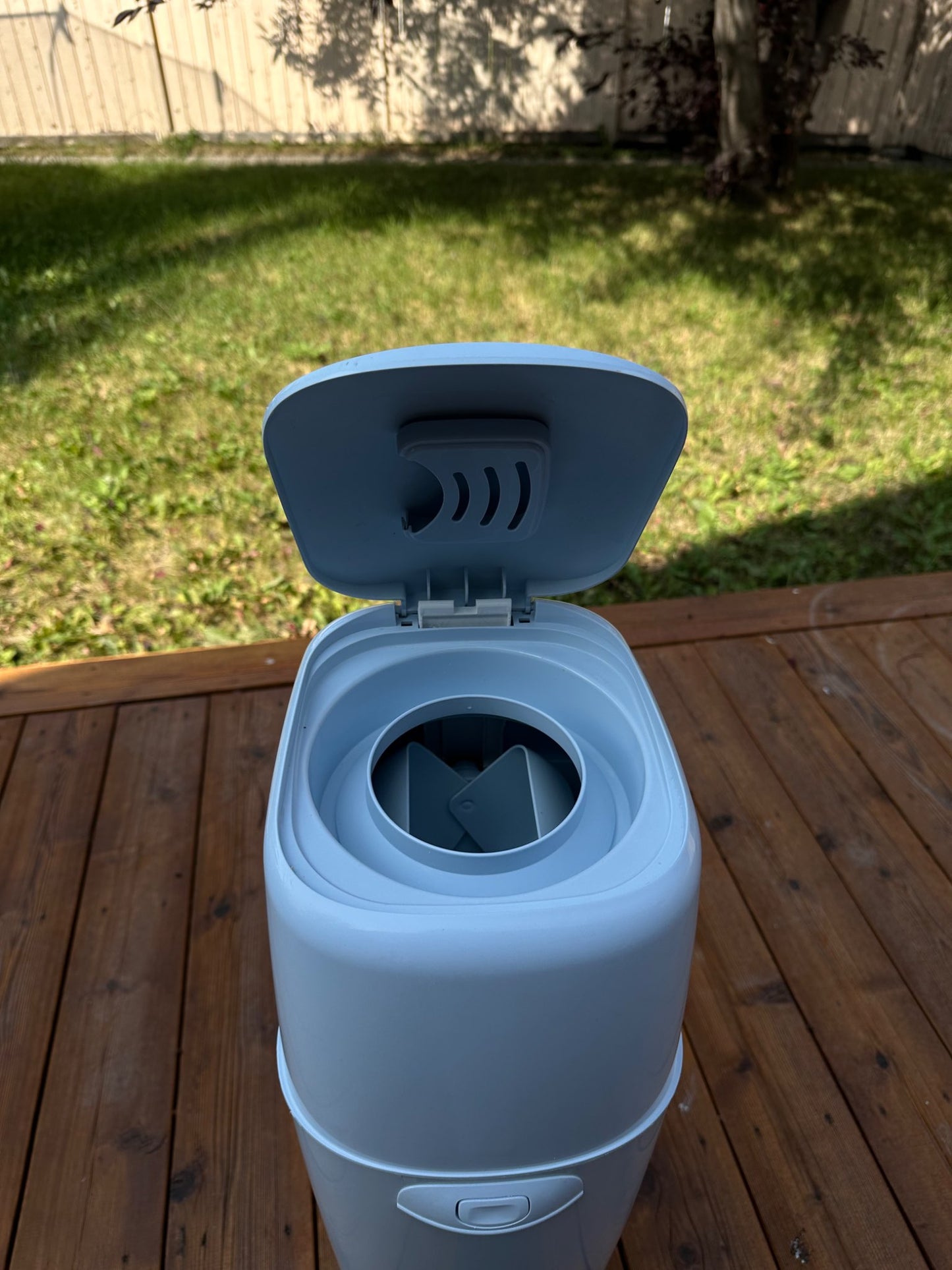 Light blue diaper genie complete