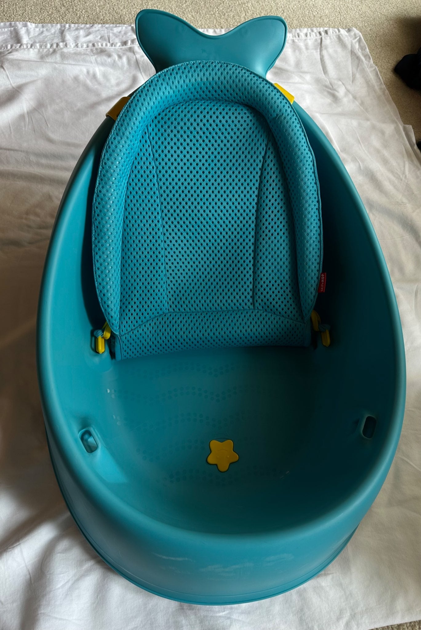 Skip Hop MOBY smart sling bathtub