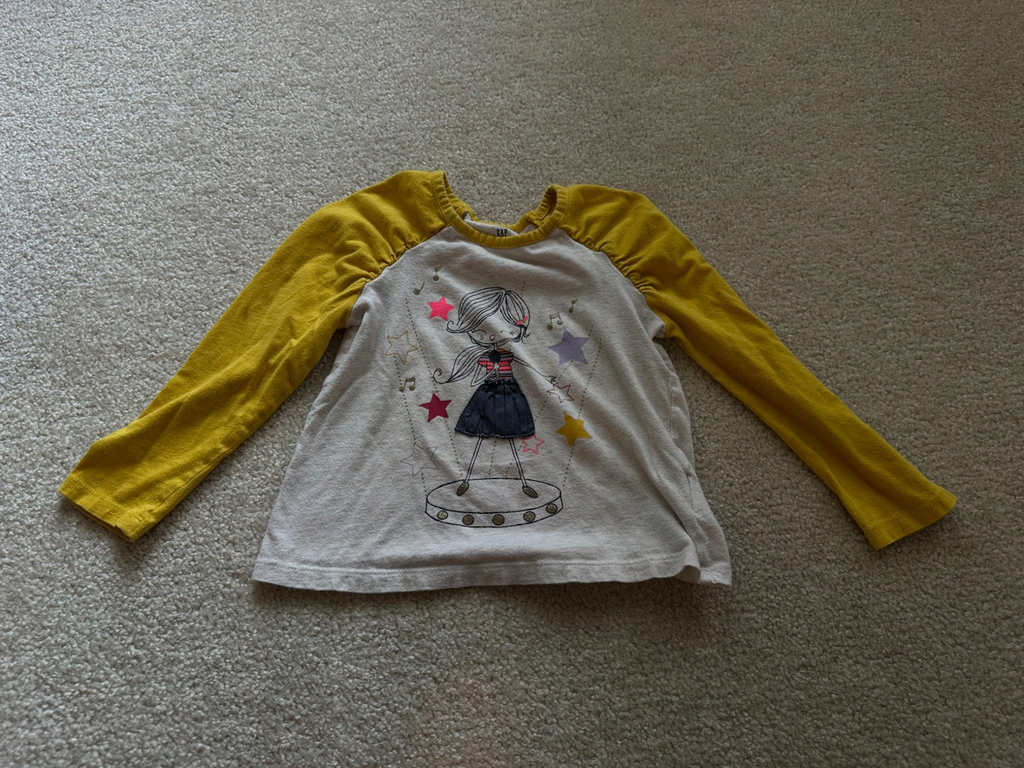 Girls long sleeved shirt bundle size 4, Kids 4/4T