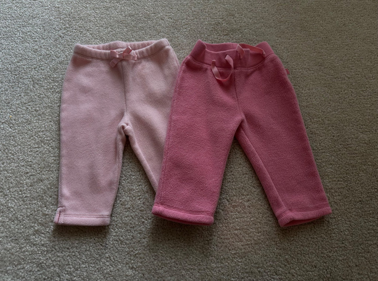 Baby Gap fleece pants mixed sizes, Kids 9 Month (6-9M)