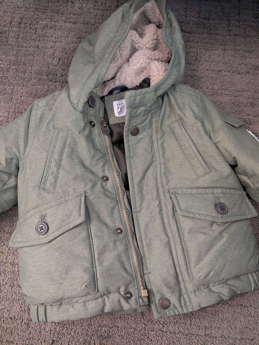 Baby Gap winter coat , Kids 12 Month (9-12M)