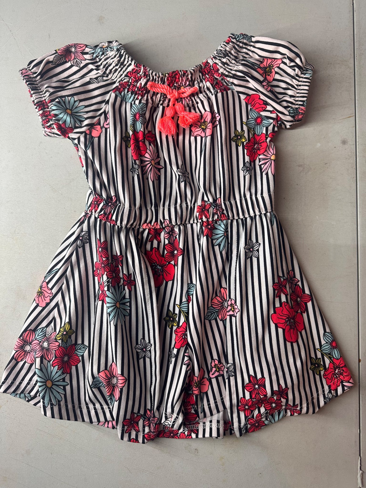 Adorable short romper 2T, Kids 2T