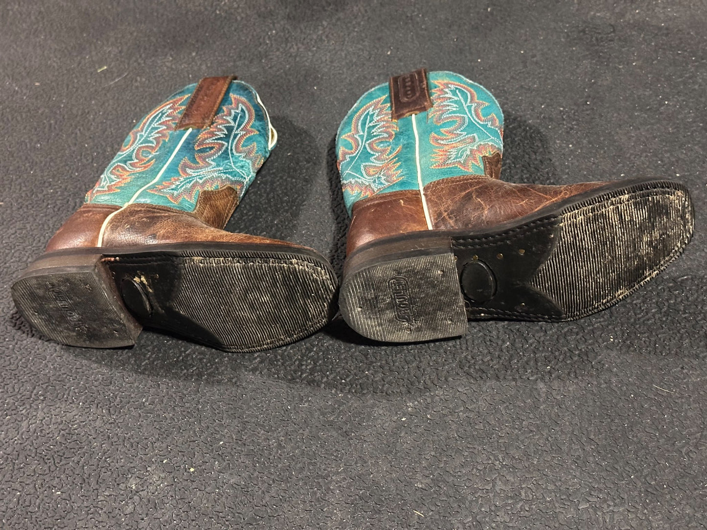 Teal and brown cowboy boots 9, Shoes 9 (Toddler:2-4yr)