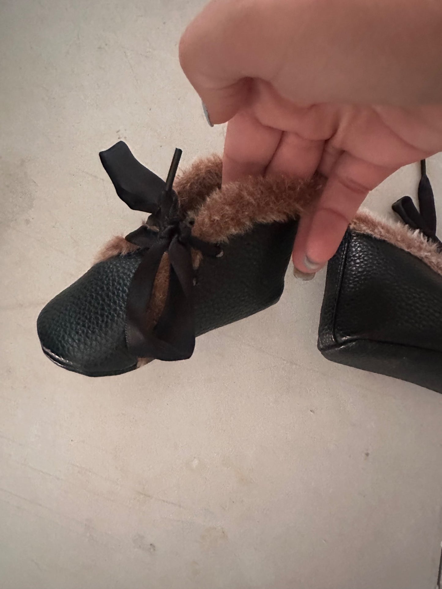 Adorable baby boots size 2, Shoes 2 (Baby: 0-12 mth)