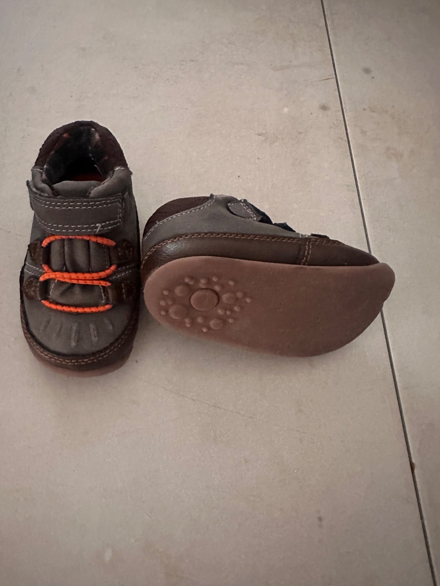 Walking shoes, size 3, Shoes 3 (Baby: 0-12 mth)