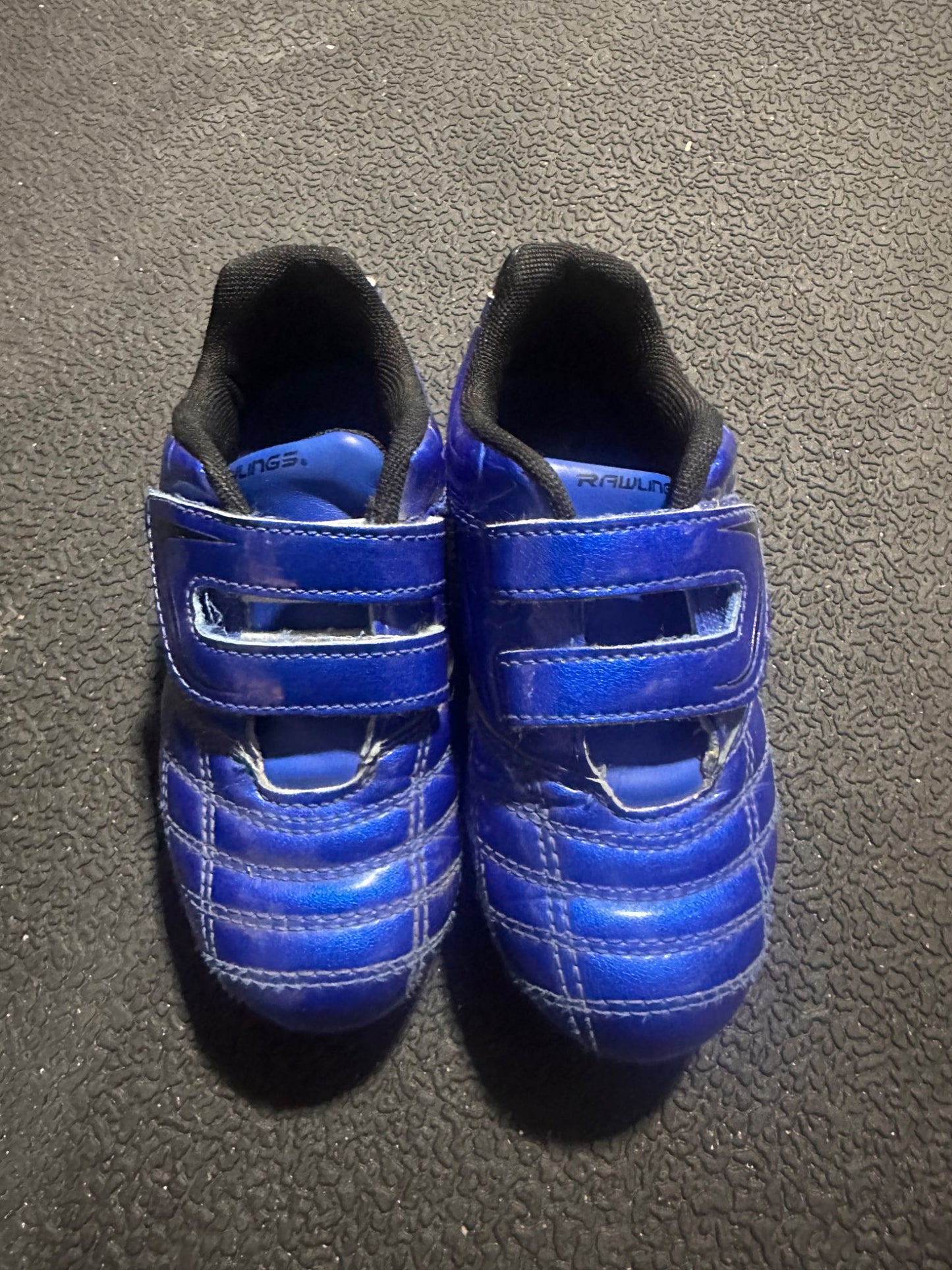 Soccer cleats size 11, Shoes 11 (Toddler:2-4yr)