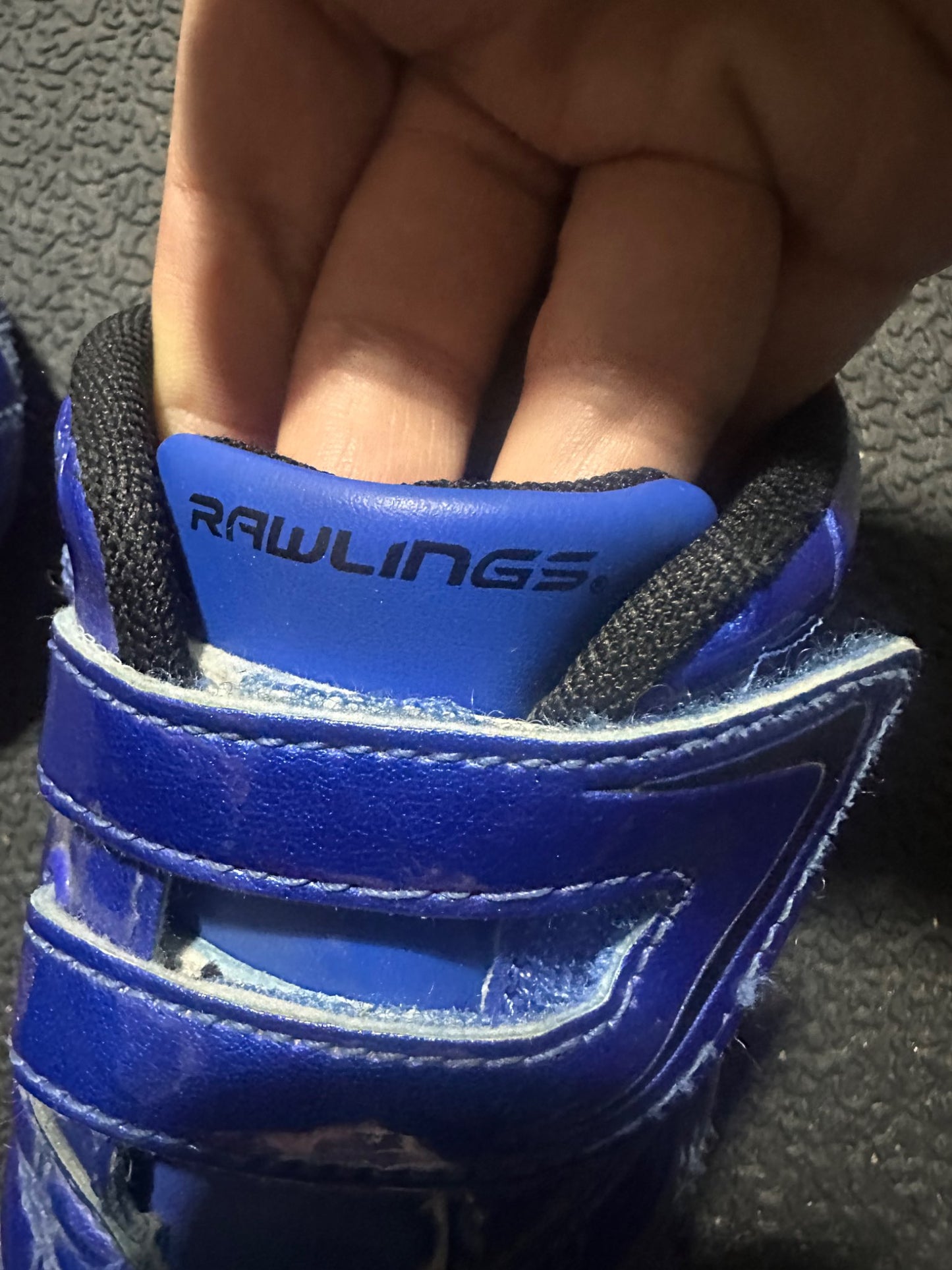 Soccer cleats size 11, Shoes 11 (Toddler:2-4yr)