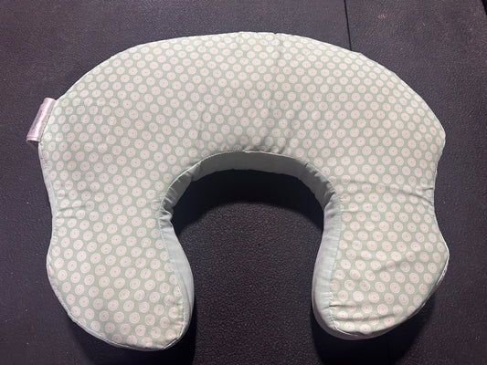 Nursing pillow