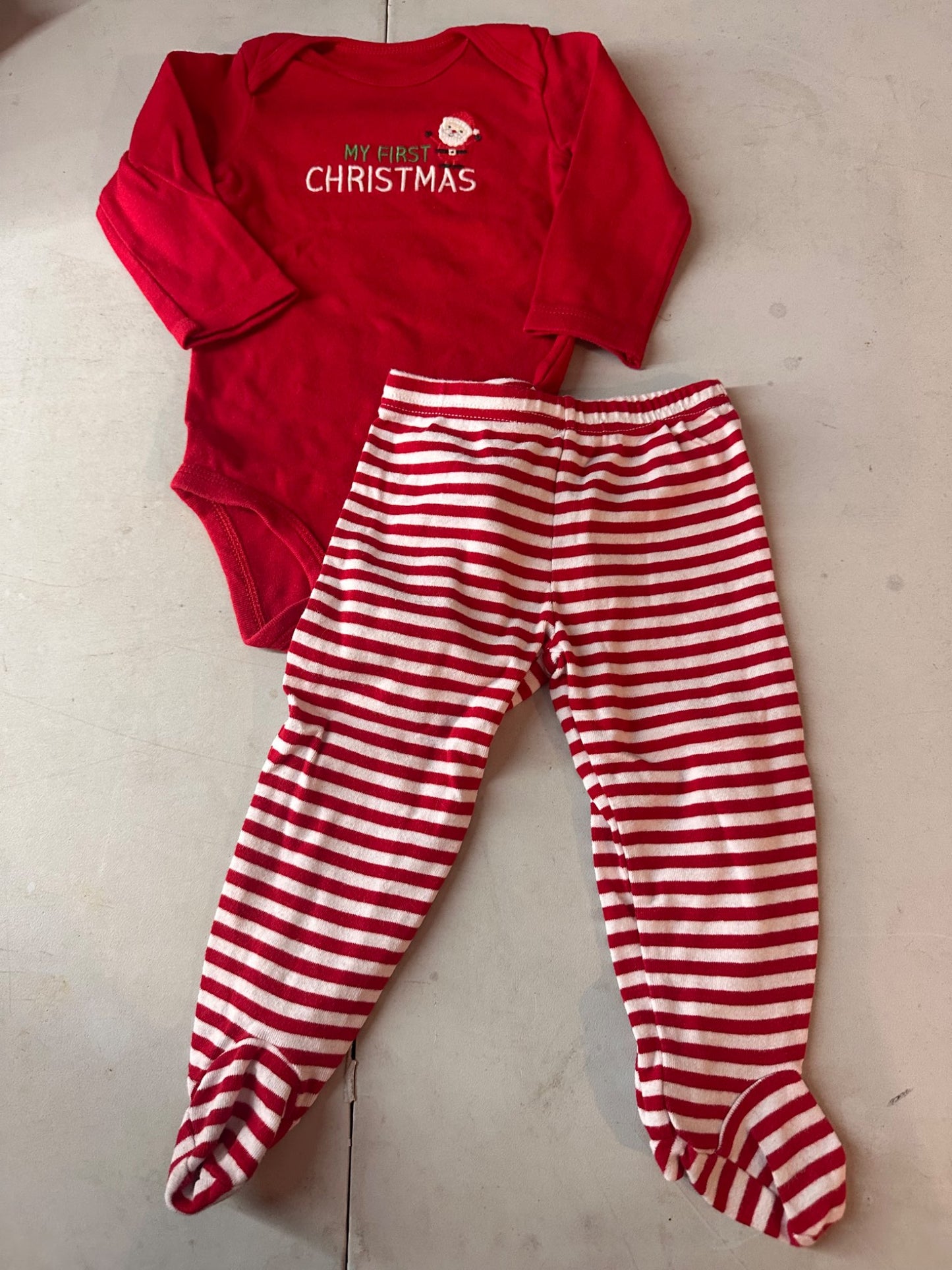 My first Christmas set, size 6-9mo, Kids 9 Month (6-9M)