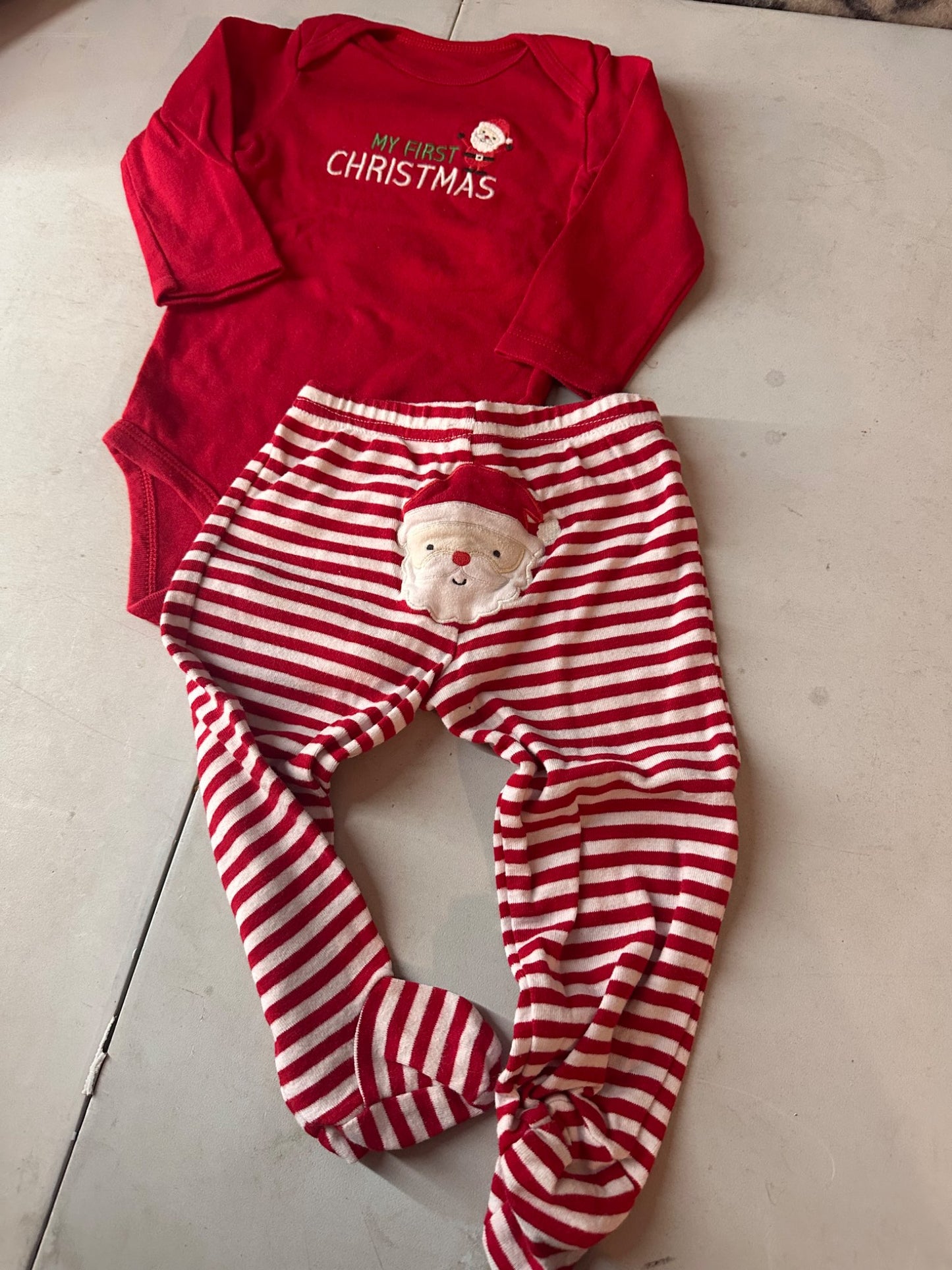 My first Christmas set, size 6-9mo, Kids 9 Month (6-9M)