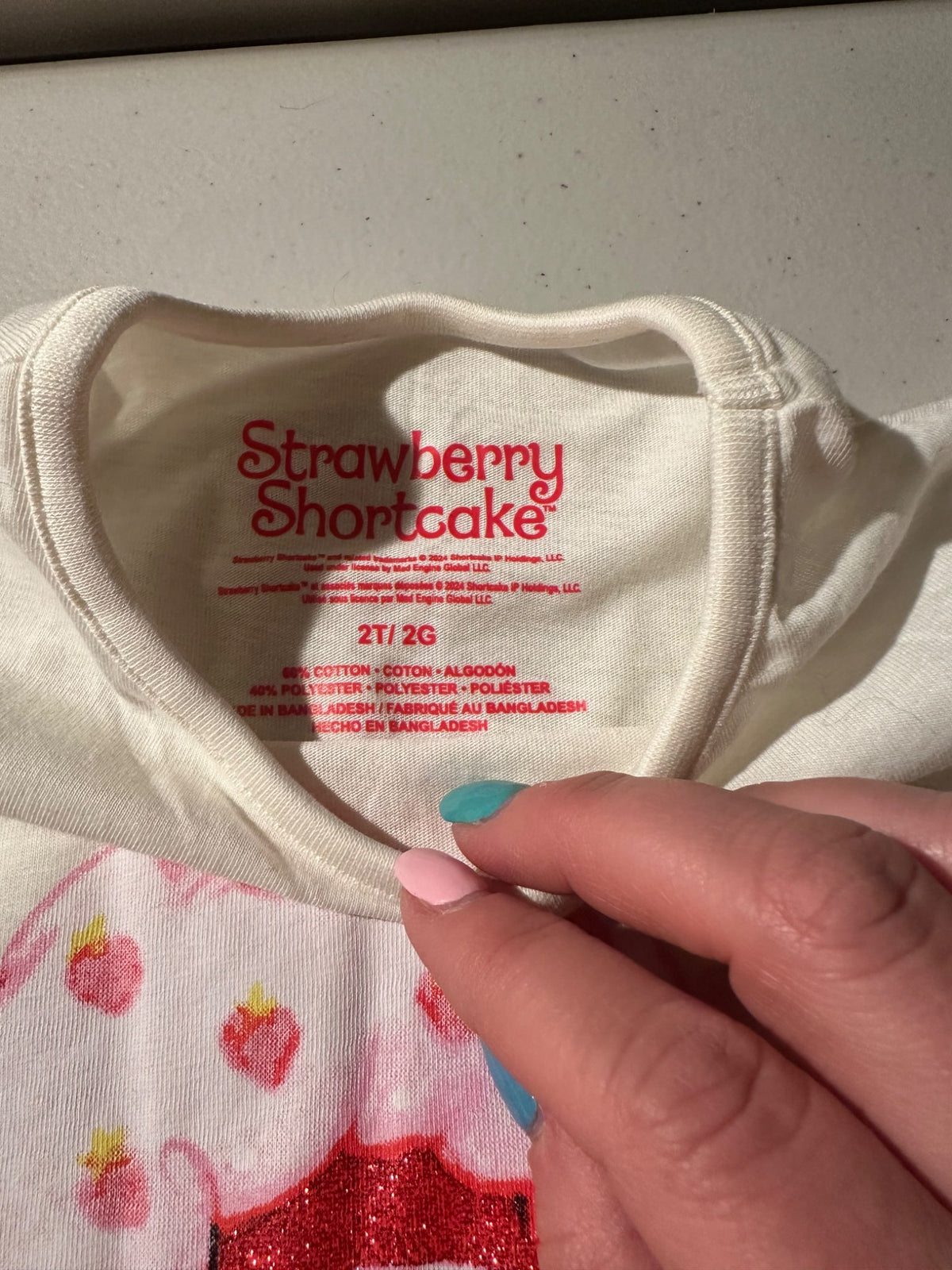 Strawberry shortcake outfit 2T, Kids 2T