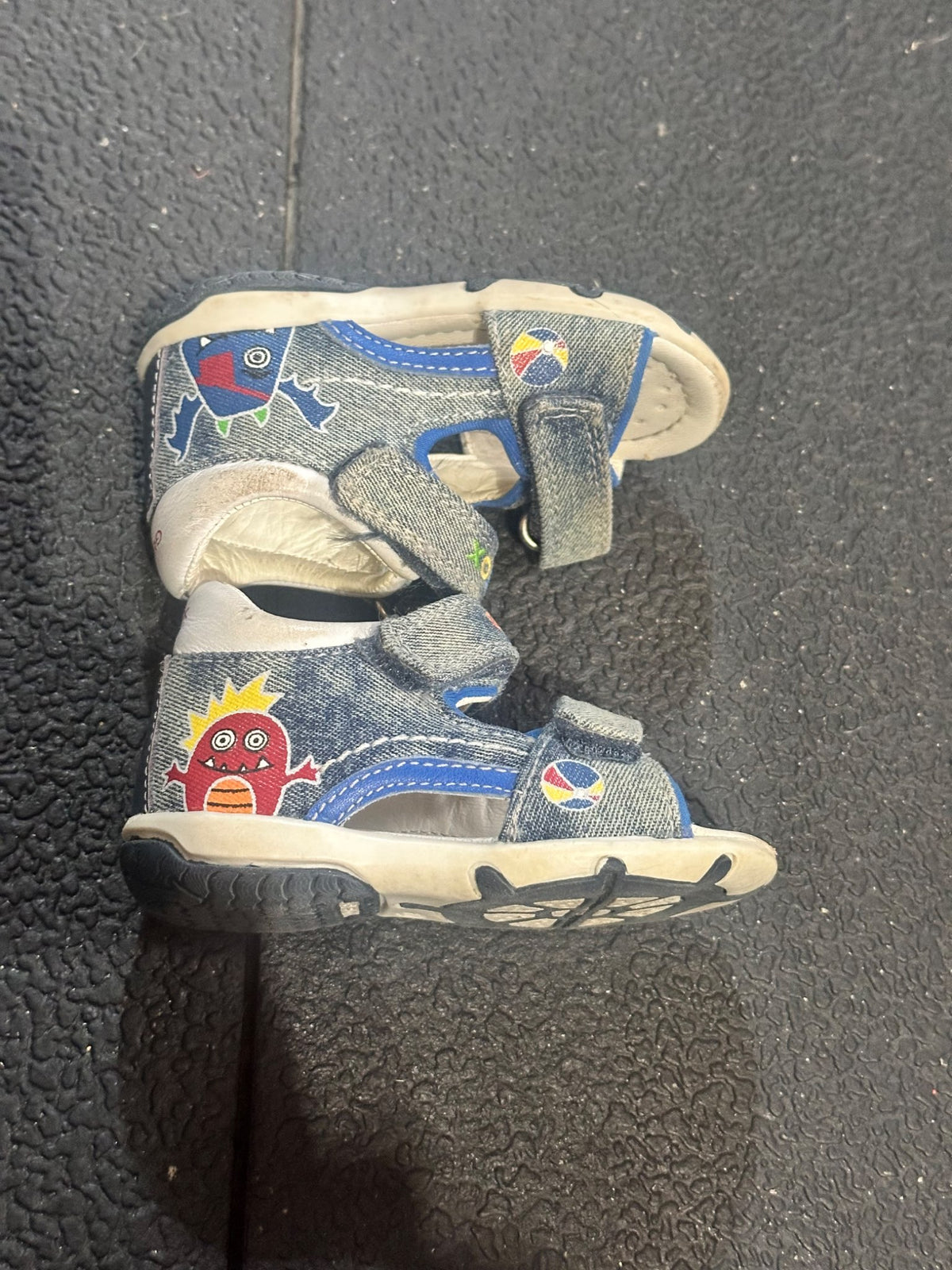Geox walking sandals size 20, Shoes 4.5 (Walkers:12-24 mth)