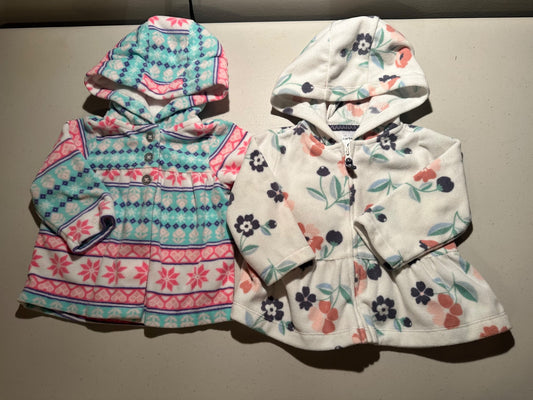 Carter’s fleece sweater 3-6mo, Kids 6 Month (3-6M)