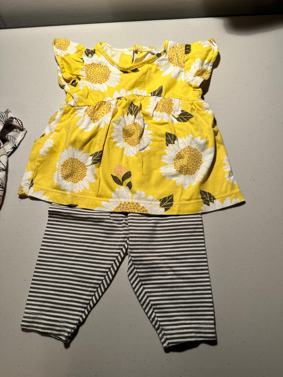 Summer outfit lot 9-12mo, Kids 9 Month (6-9M)