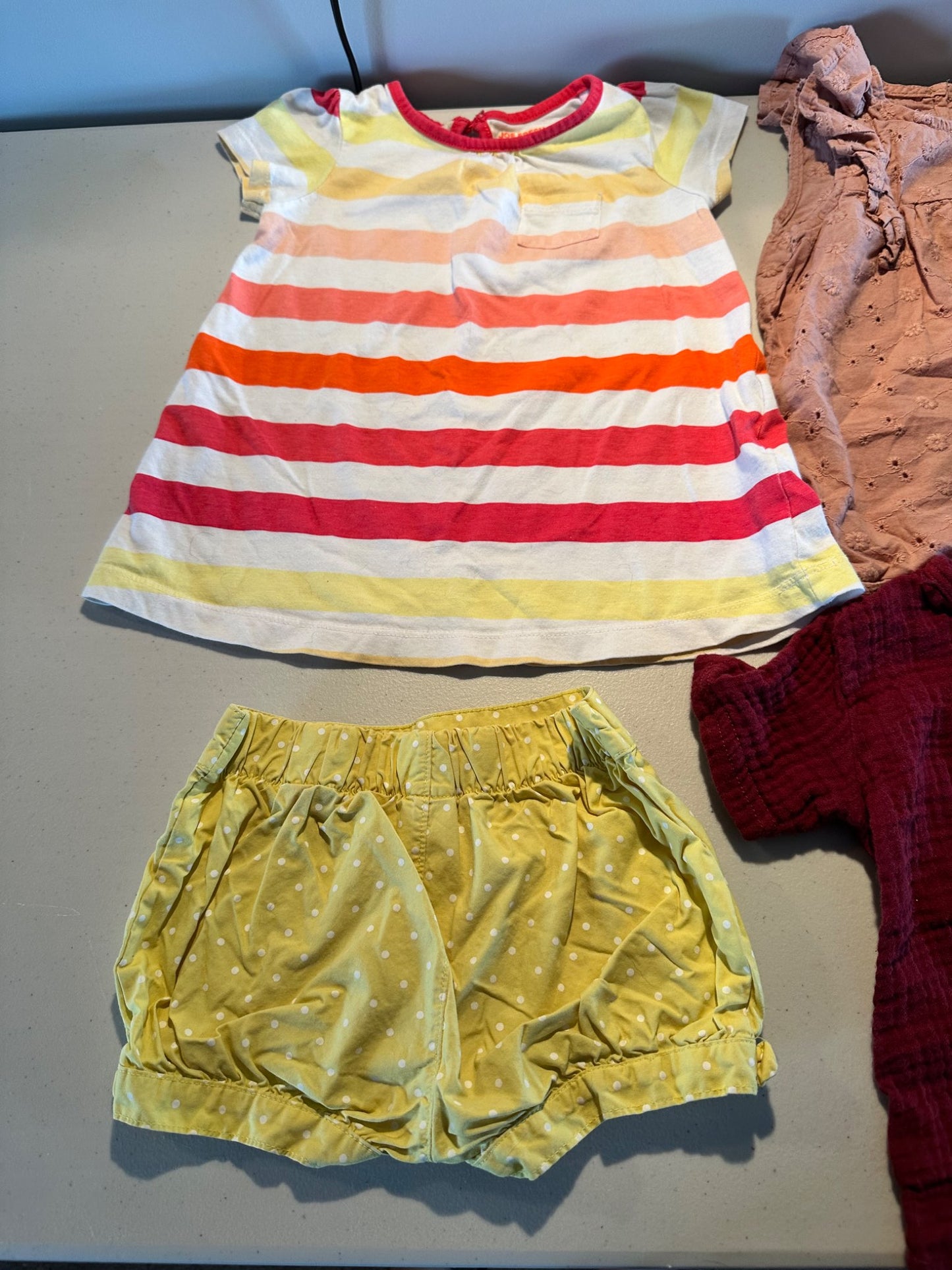 Shirt and shorts lot 12-18mo, Kids 18 Month (12-18M)