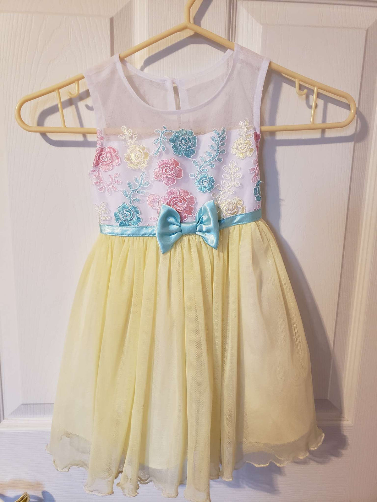 Jona Michelle size 2 dress, Kids 2T