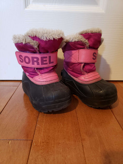 7T Sorel winter boots pink, Shoes 7 (Walkers:12-24 mth)