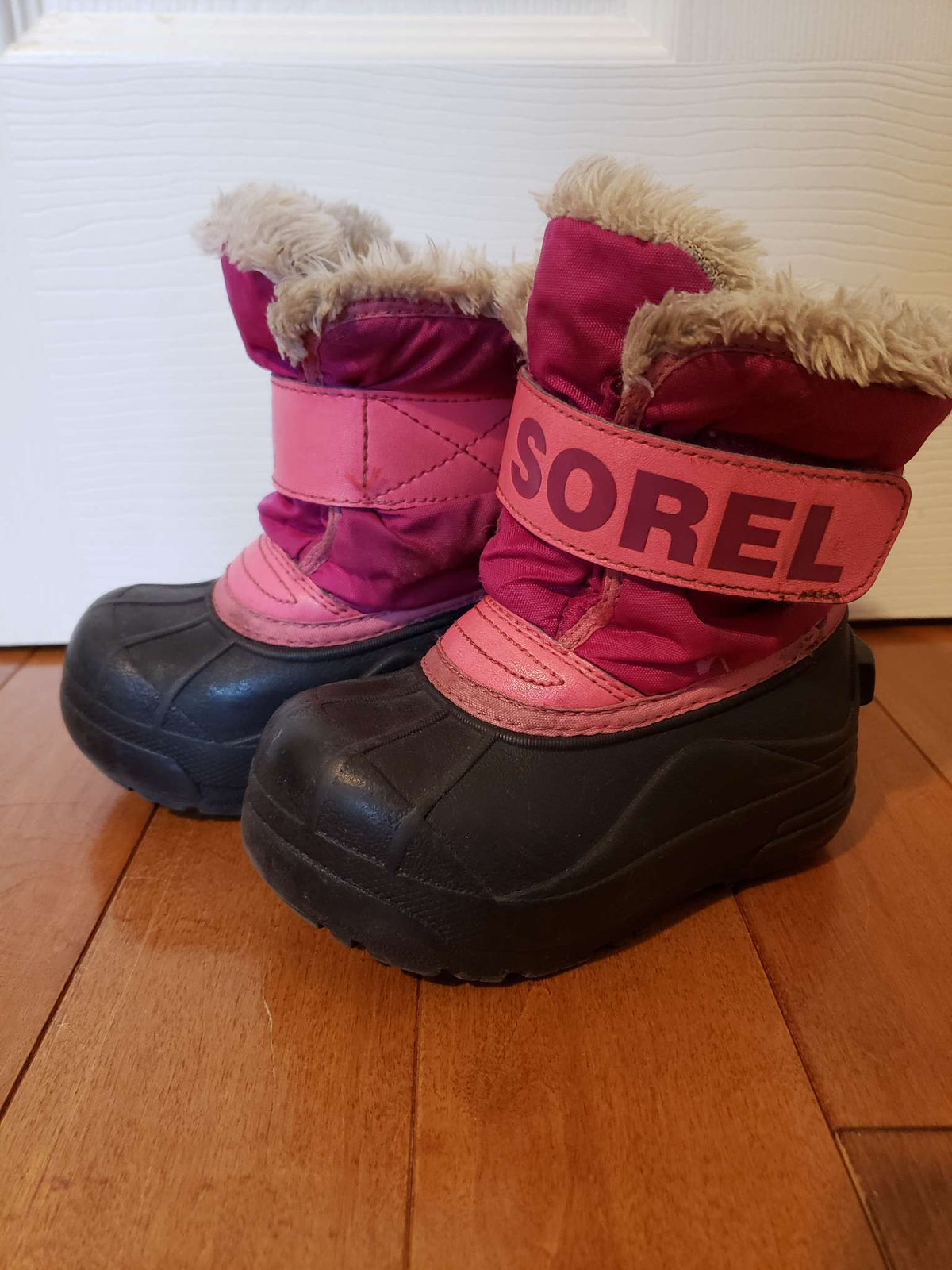 7T Sorel winter boots pink, Shoes 7 (Walkers:12-24 mth)
