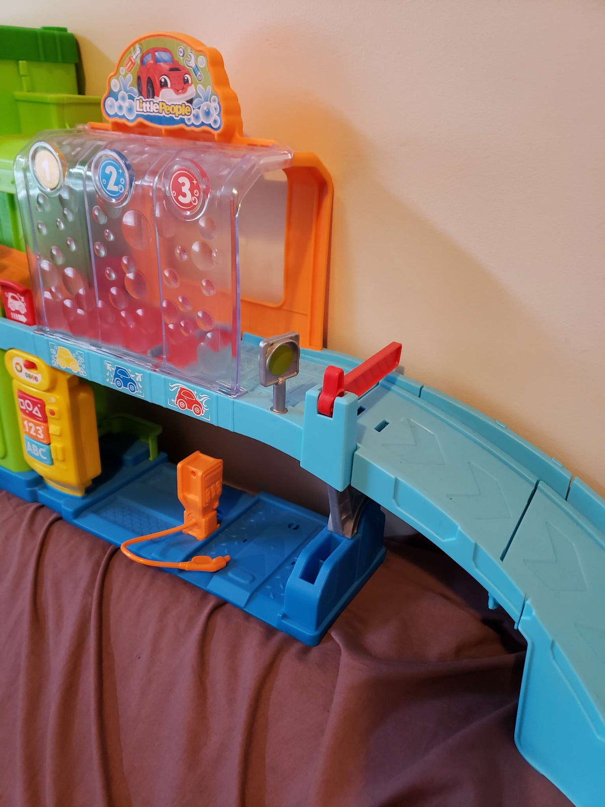 Fisher Price Little People Car Wash