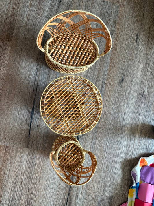 Table/Chair doll toys