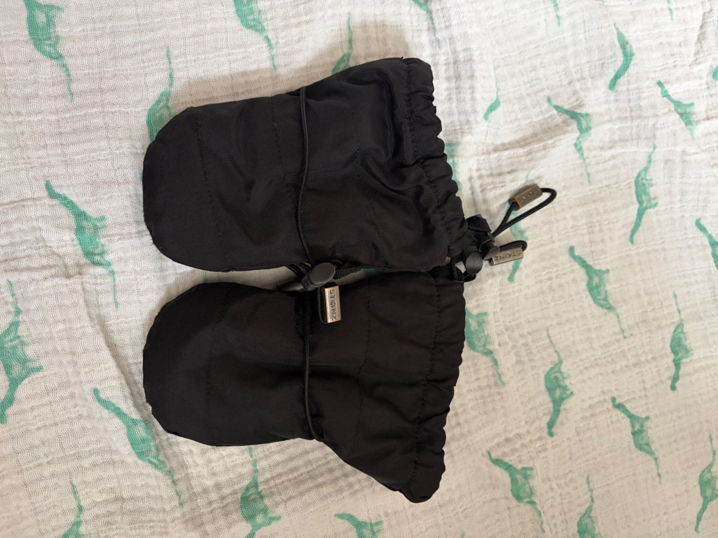 Stonz gloves - 6-12m