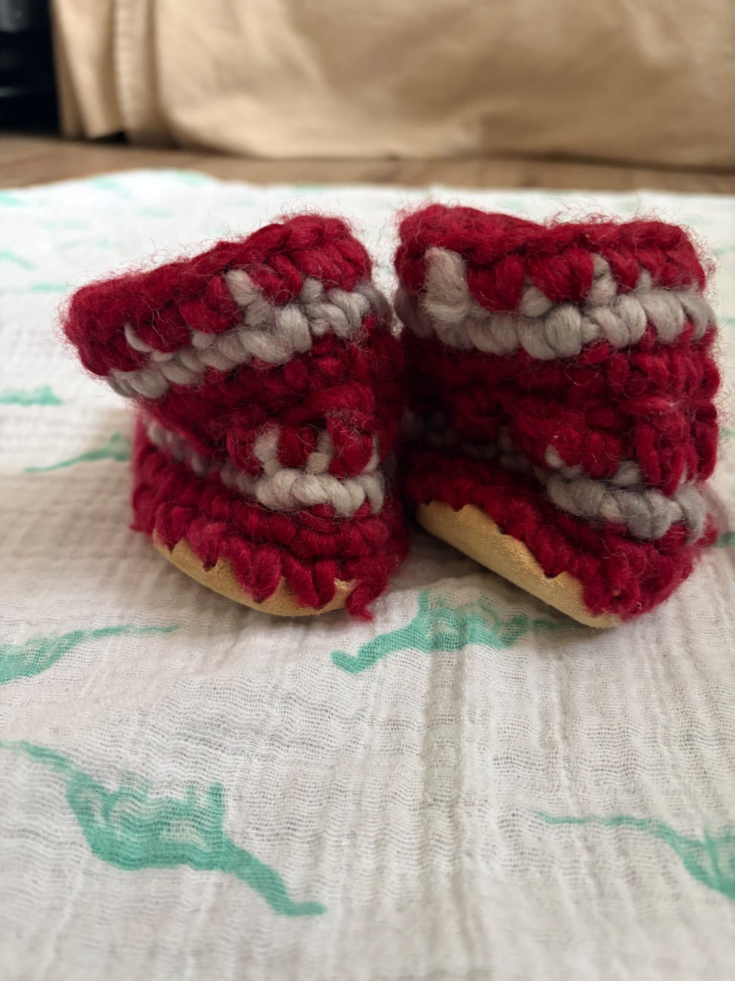 Padraig knit booties - brand new - 12-18m
