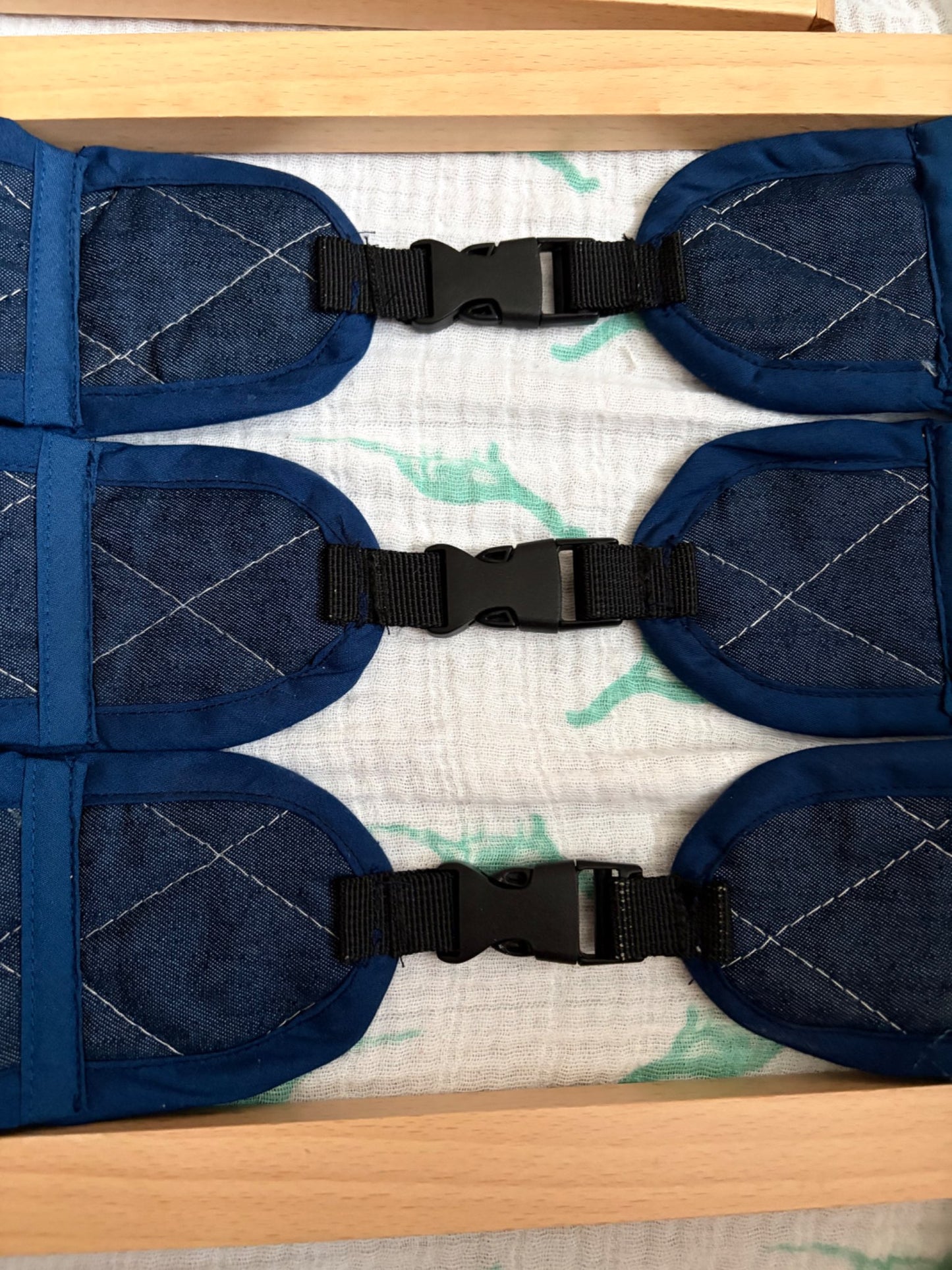 Montessori help-me-dress skill toys