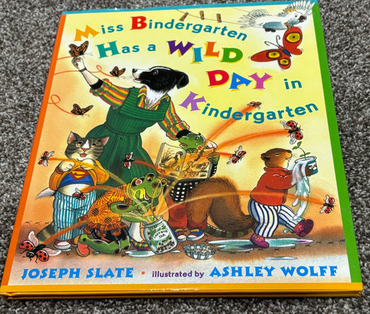 NEW - MISS BINDERGARTEN Has a Wild Day in Kindergarten hardcover book - Retail $25