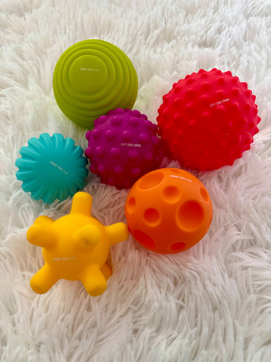 6 pc textured multi-sensory ball set