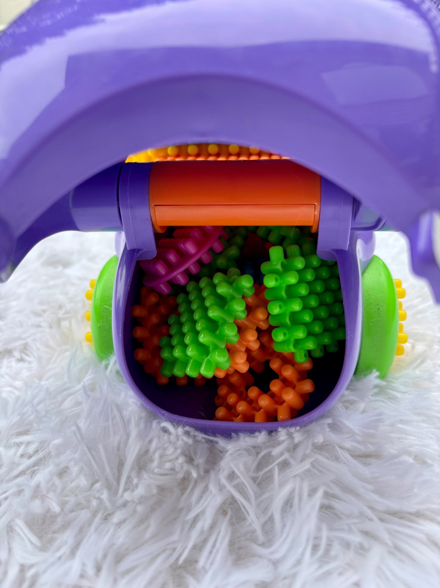 Playskool clipo hippo bristle building blocks