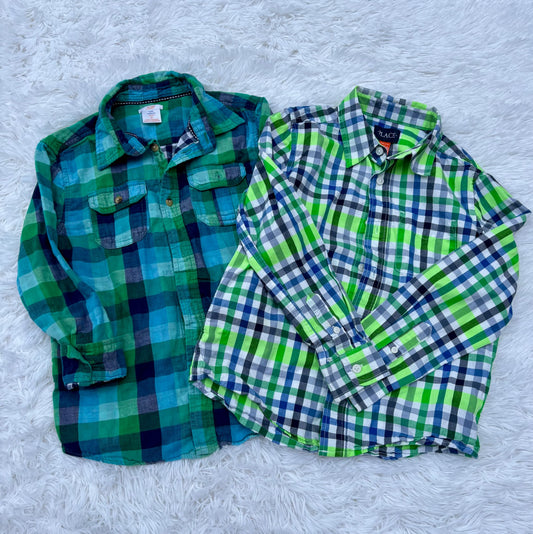 2 Boys’ long-sleeved plaid button up shirts - size 7/8, Kids 7 & 8 (small)