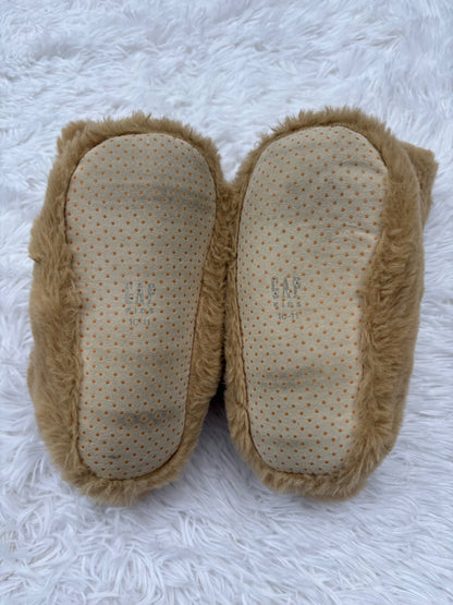 Cozy bear slippers - Baby Gap size 11-12, Shoes 11 (Toddler:2-4yr)