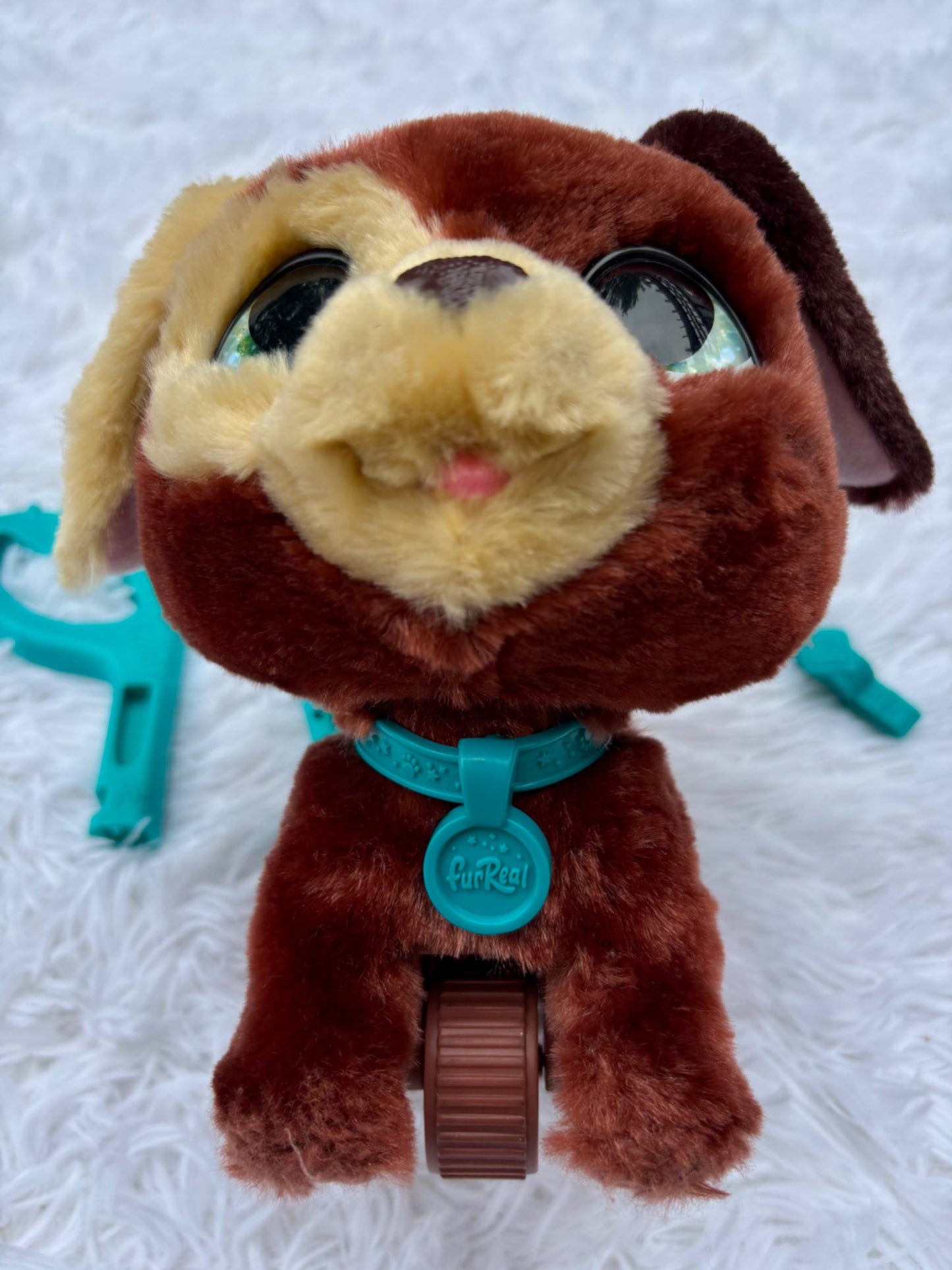 FUR REAL walkable, barking puppy toy