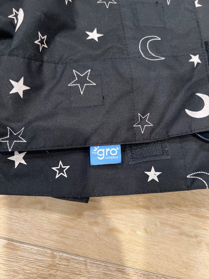 Gro travel black out suction curtain
