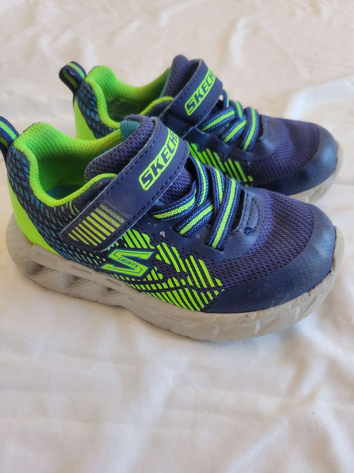 Light Up Skecher Shoes (Blue/Green) - Size 8, Shoes 8 (Toddler:2-4yr)